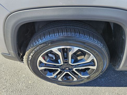 Used 2024 Jeep Compass Limited image 18