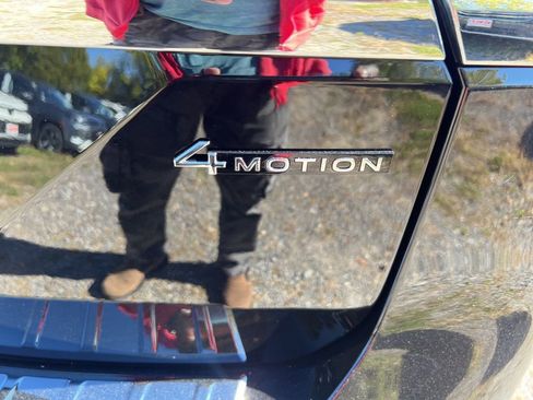 New 2026 Volkswagen Atlas SE image 7