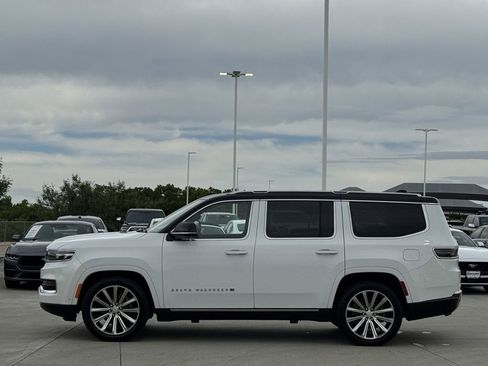 Used 2023 Jeep Grand Wagoneer Series II image 3