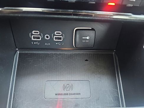 Used 2024 Jeep Grand Cherokee Limited w/ Luxury Tech Group II AWD/4WD image 26