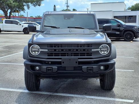 Used 2023 Ford Bronco Black Diamond w/ Sasquatch Package AWD/4WD image 2