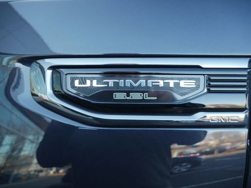 Used 2023 GMC Sierra 1500 Denali Ultimate image 11