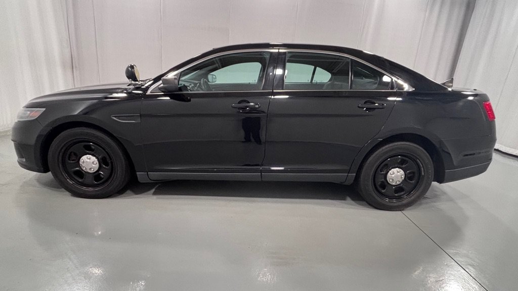 Used 2016 Ford Taurus Police Interceptor FWD image 8