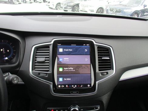 Certified 2023 Volvo XC90 B5 Core w/ Climate Package image 18