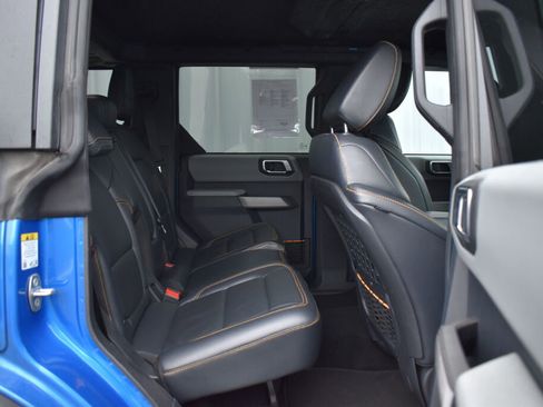 Used 2022 Ford Bronco Badlands image 23