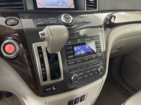 Used 2012 Nissan Quest SL FWD image 15