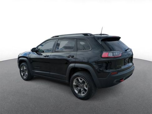 Certified 2019 Jeep Cherokee Trailhawk w/ Cold Weather Group image 6