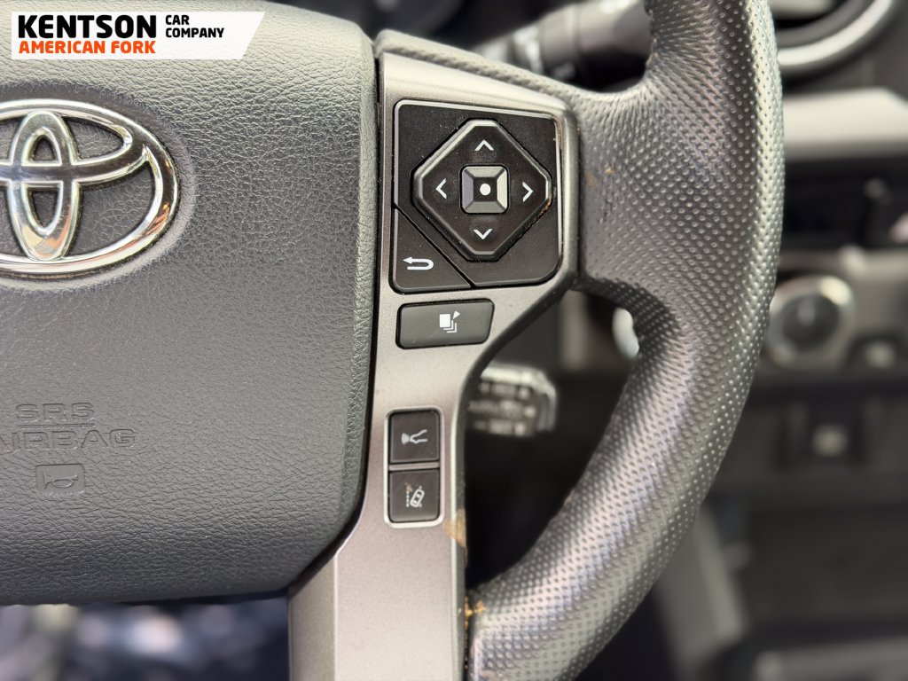 Used 2018 Toyota Tacoma TRD Off-Road AWD/4WD image 13