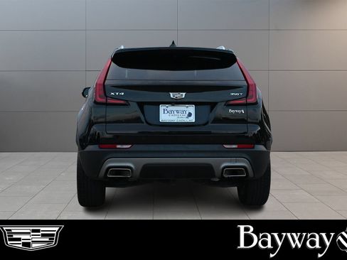 Used 2021 Cadillac XT4 Premium Luxury FWD image 7