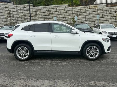 Used 2022 Mercedes-Benz GLA 250 4MATIC image 11