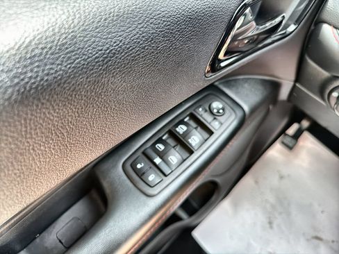 Used 2025 Dodge Durango GT AWD/4WD image 18