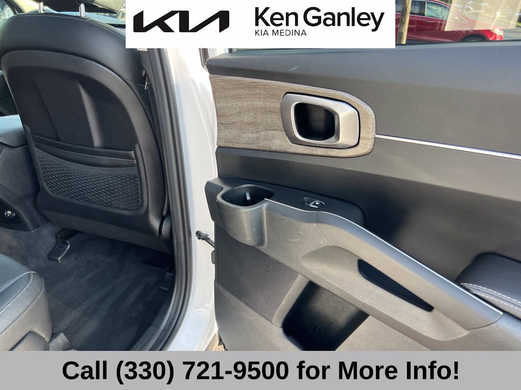 Certified 2023 Kia Sorento S w/ Panoramic Sunroof Package AWD/4WD image 54