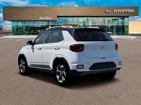 New 2026 Hyundai Venue SEL FWD image 5