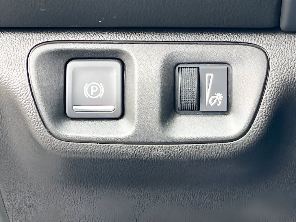 Used 2023 GMC Acadia AT4 w/ LPO, Floor Liner Package AWD/4WD image 10