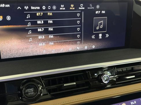 Used 2025 INFINITI QX80 Sensory image 20