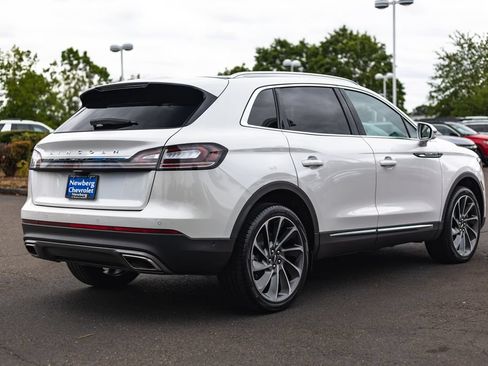 Used 2021 Lincoln Nautilus Reserve w/ Equipment Group 201A AWD/4WD image 8