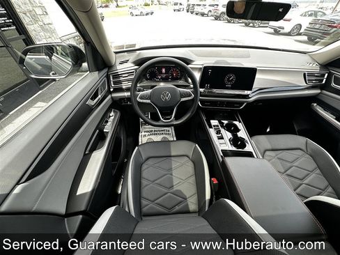 Used 2026 Volkswagen Atlas Peak Edition AWD/4WD image 16