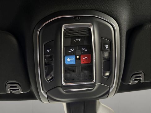 Used 2024 Jeep Wagoneer Series II w/ Flexible Seating Group image 28