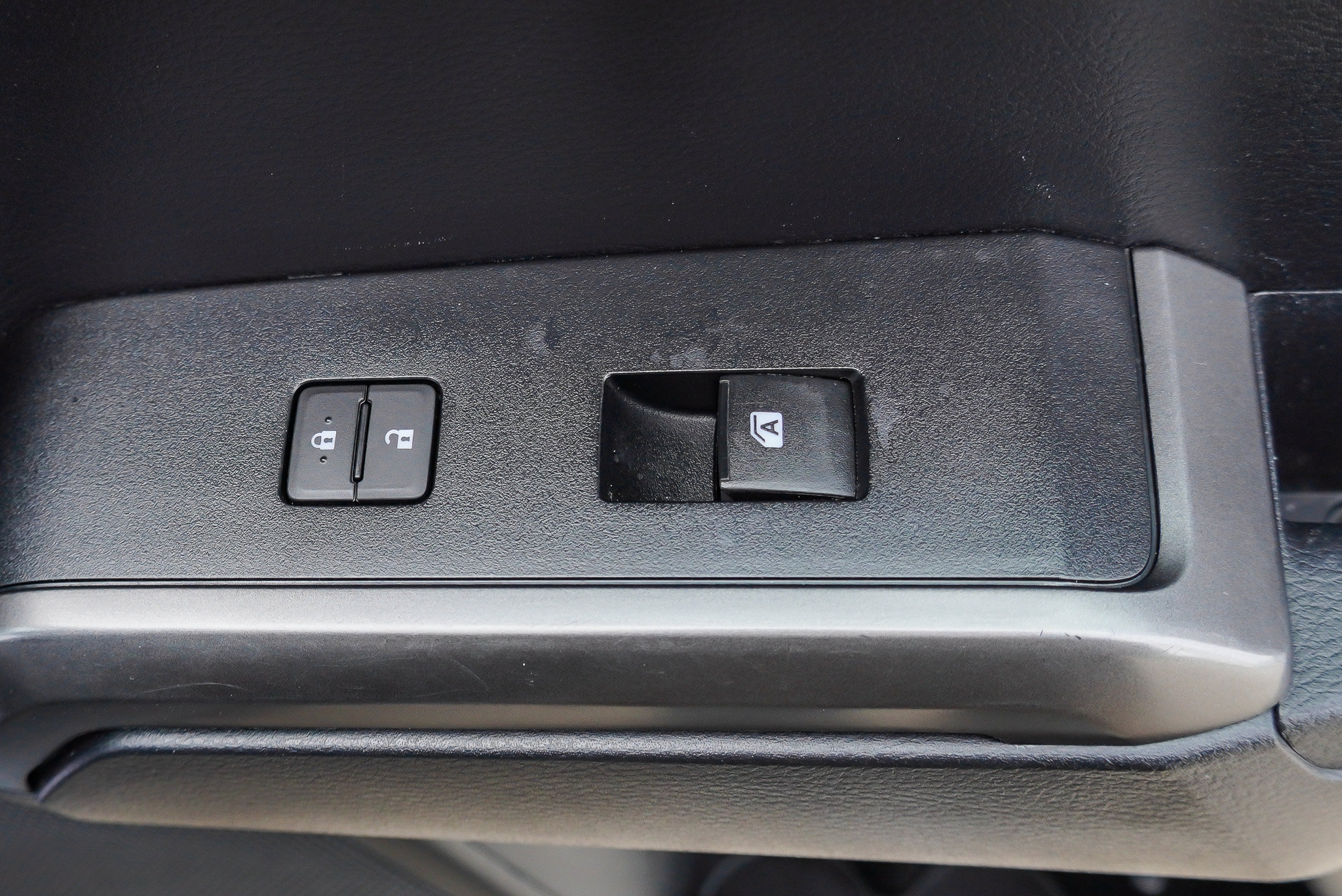 Certified 2019 Toyota Tacoma TRD Off-Road AWD/4WD image 25