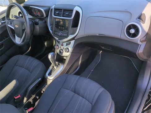 Certified 2019 Chevrolet Sonic LT w/ Convenience Package image 27