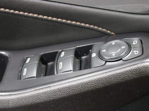 Used 2021 Chevrolet Traverse LS image 35