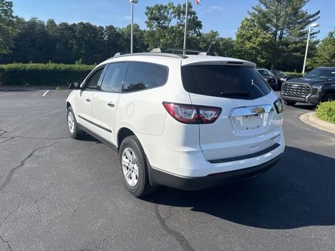 Used 2016 Chevrolet Traverse LS FWD image 7