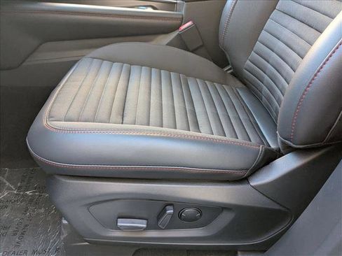 New 2026 Ford Explorer ST-Line w/ ST-Line Street Pack image 4