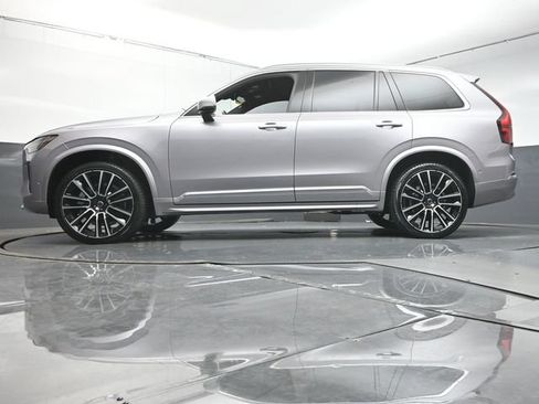 Certified 2026 Volvo XC90 B6 Plus w/ Protection Package Premier AWD/4WD image 37