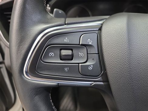 Certified 2023 Buick Envision Preferred image 17