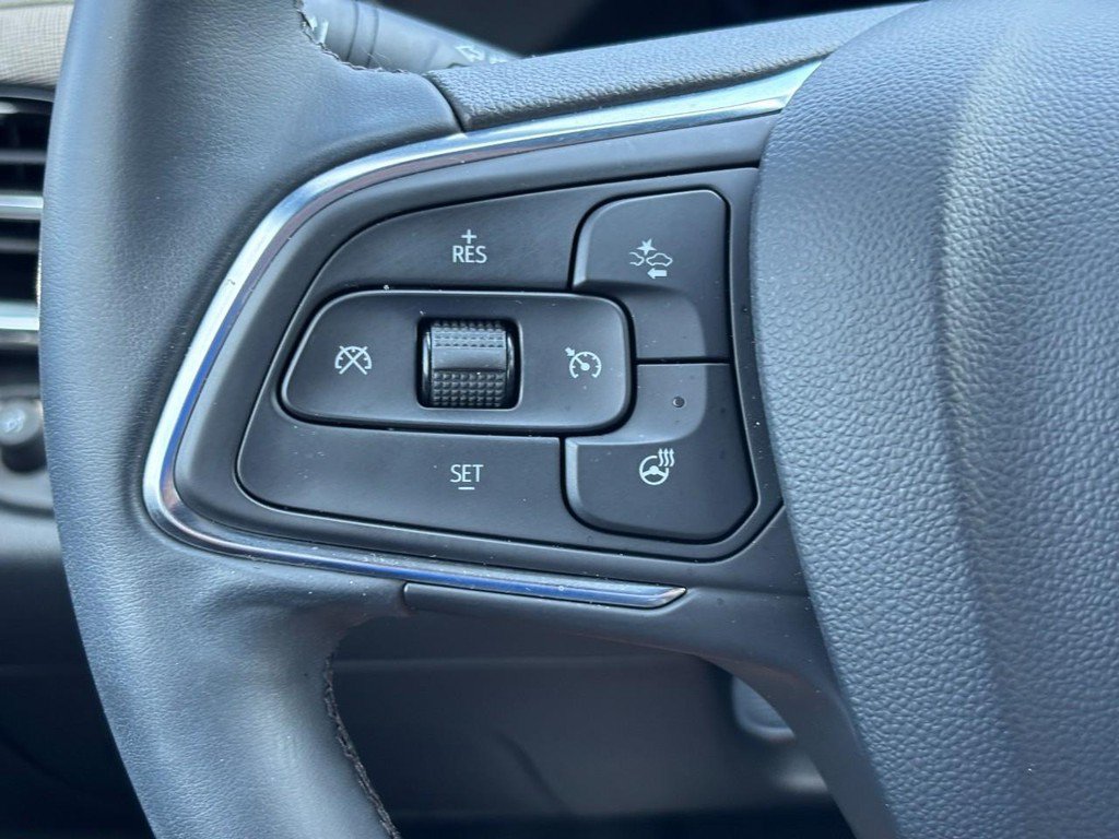 Used 2024 Buick Envista Sport Touring w/ Convenience I Package FWD image 17