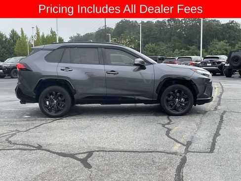 Used 2023 Toyota RAV4 SE AWD/4WD image 6