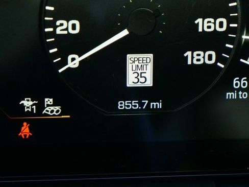 Used 2025 Ford Mustang Dark Horse image 11