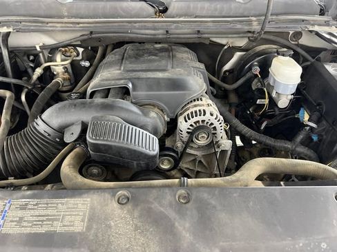 Used 2010 Chevrolet Silverado 1500 LT w/ Regional Value Package image 21