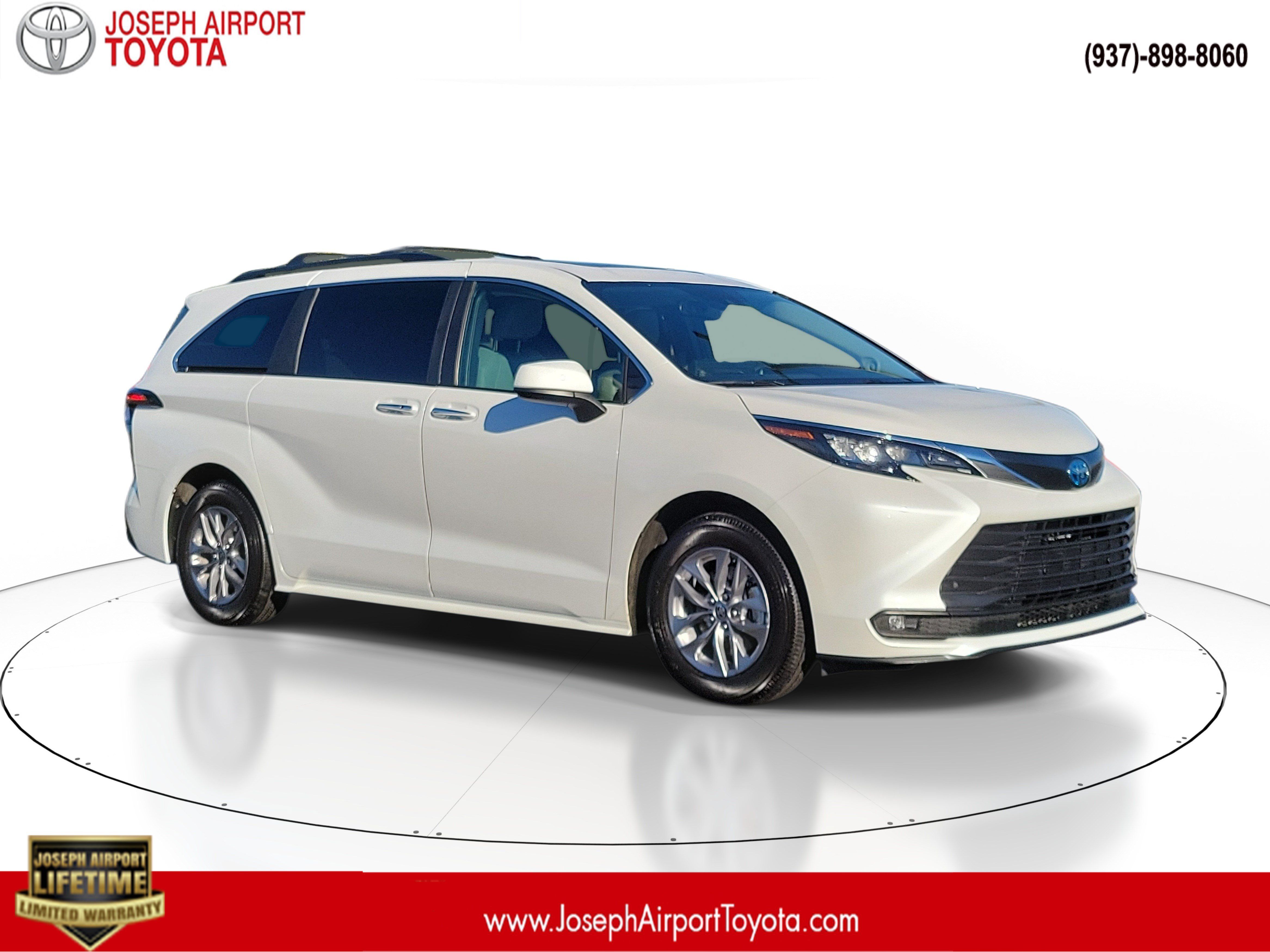 Used 2025 Toyota Sienna XLE w/ XLE Plus Package FWD 360° Tour