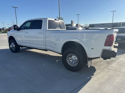 Used 2025 RAM 3500 Longhorn image 3