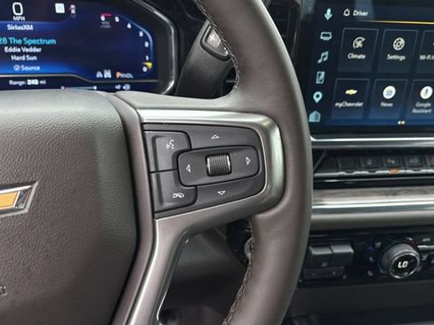 Used 2025 Chevrolet Silverado 2500 LTZ w/ LTZ Plus Package AWD/4WD image 24
