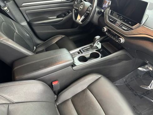 Used 2023 Nissan Altima 2.5 SL FWD image 24