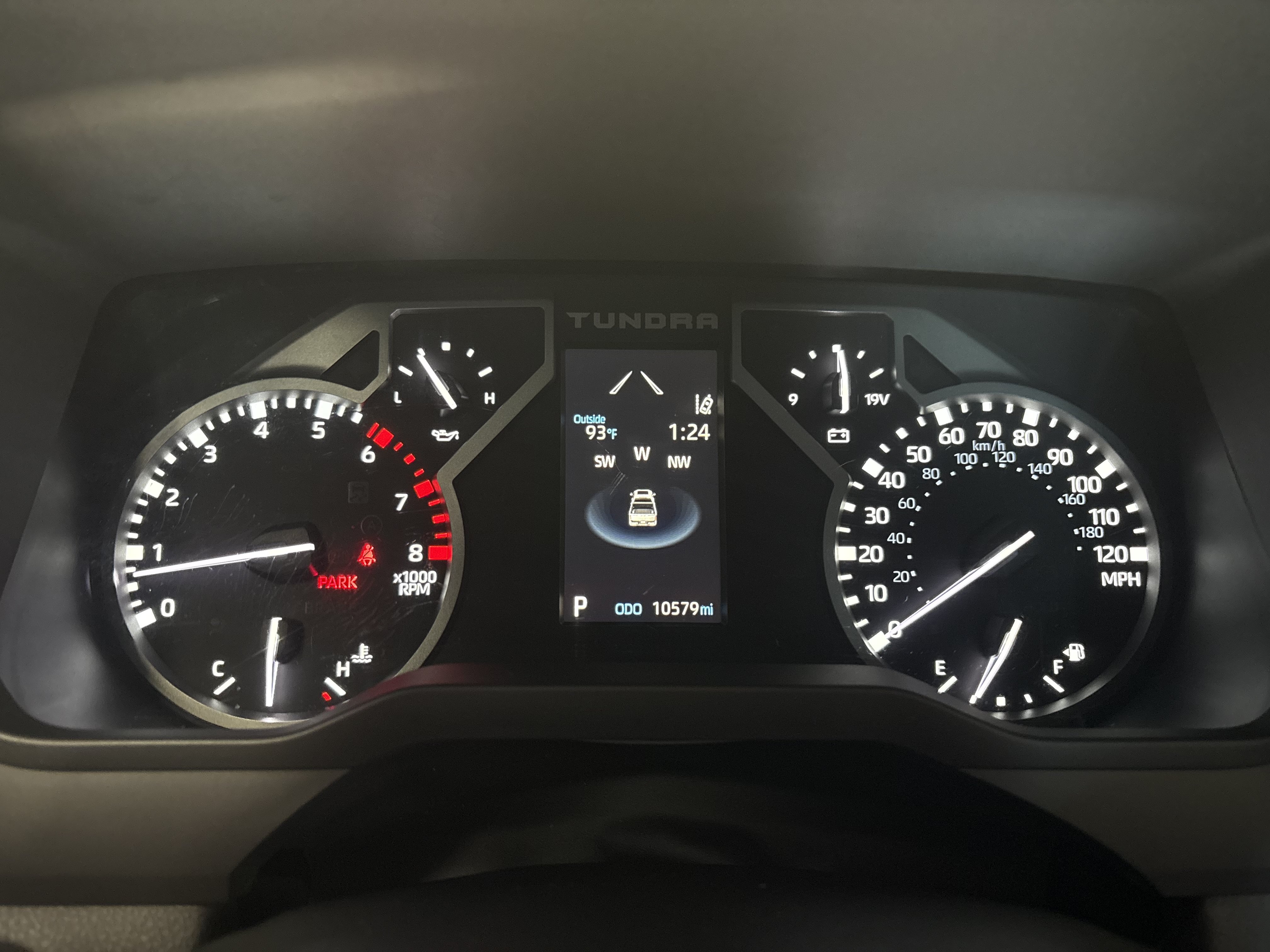Used 2022 Toyota Tundra Limited w/ TRD Off-Road Package AWD/4WD image 27