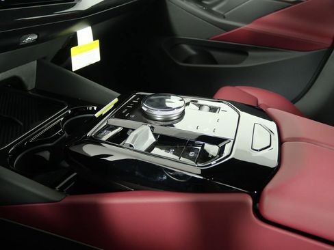 Used 2025 BMW 530i xDrive 530i xDrive image 26