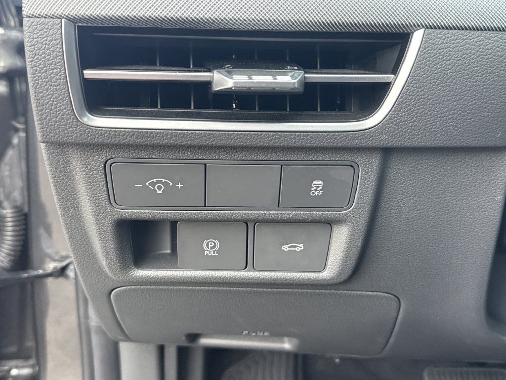 Certified 2025 Hyundai Sonata SEL FWD image 19