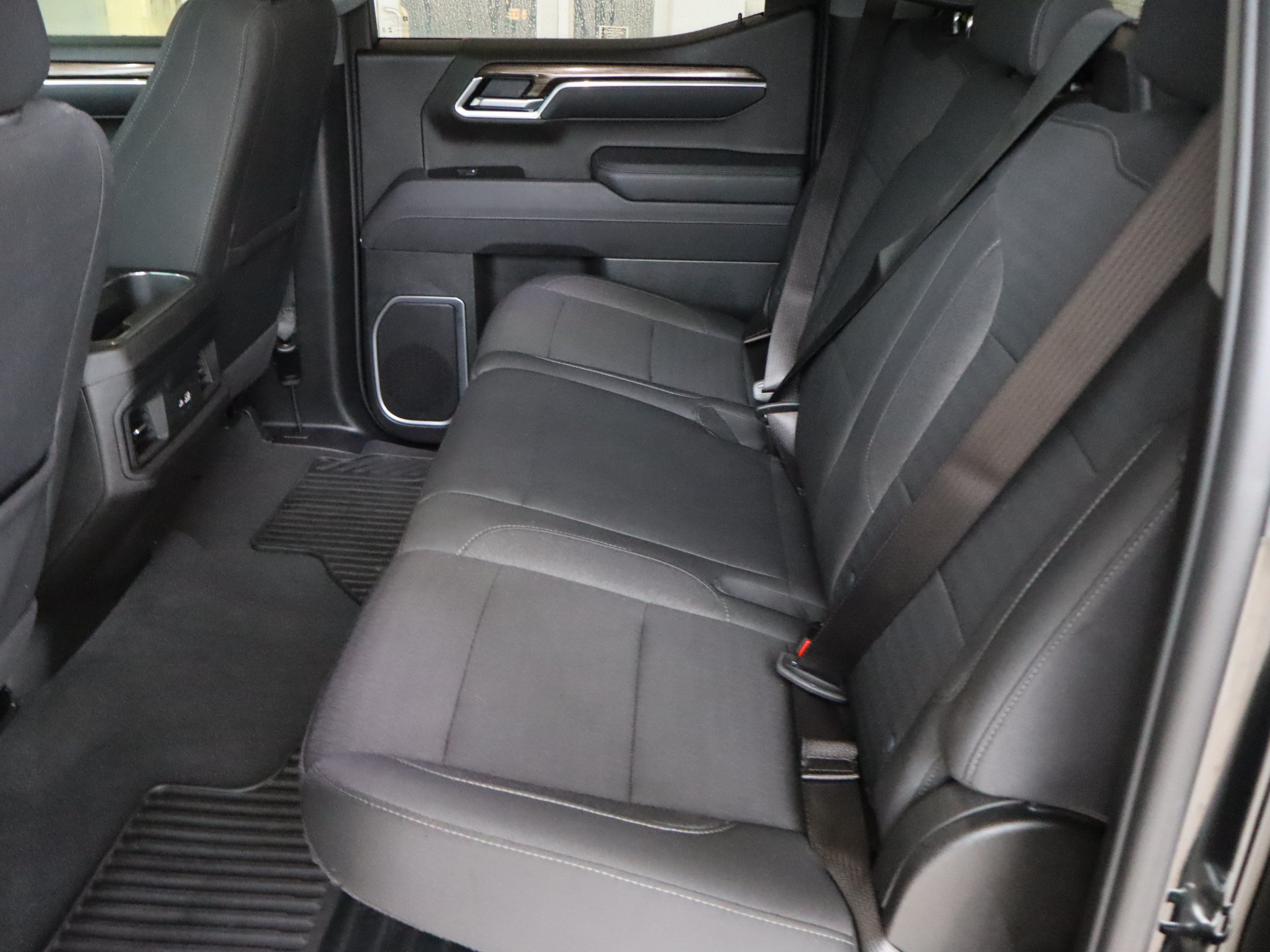 Used 2025 Chevrolet Silverado 1500 RST w/ Convenience Package II AWD/4WD image 31