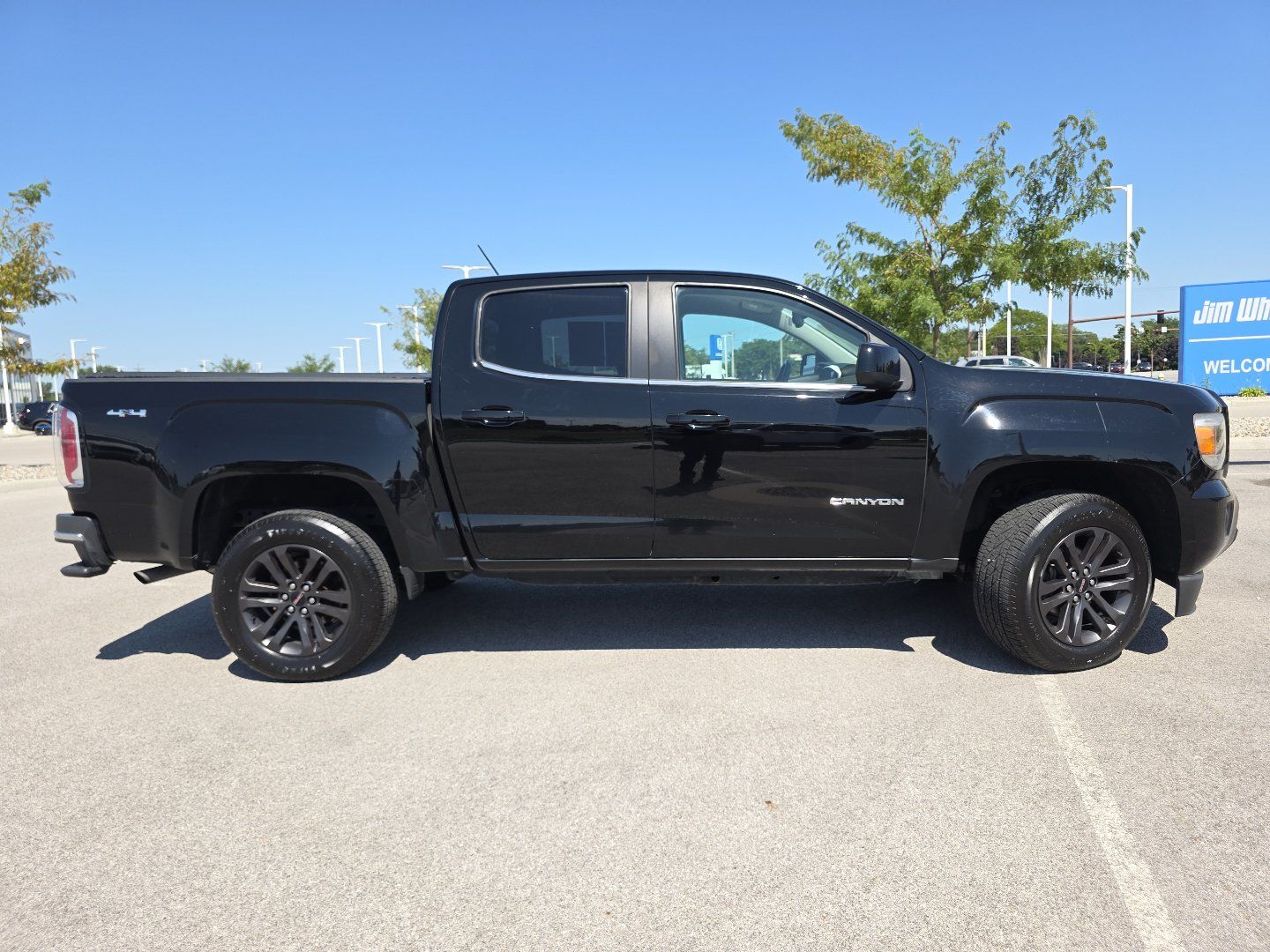 Used 2019 GMC Canyon SLE w/ Elevation Edition AWD/4WD image 14