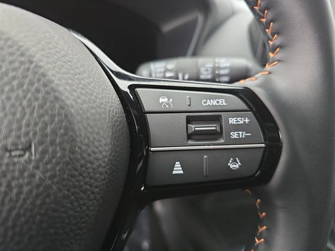 Certified 2025 Honda HR-V Sport image 17
