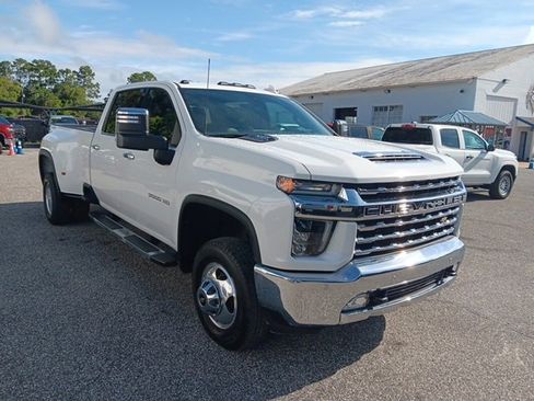 Used 2020 Chevrolet Silverado 3500 LTZ w/ LTZ Plus Package image 10