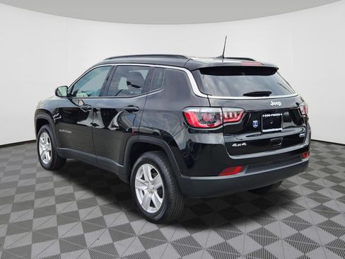 Used 2022 Jeep Compass Latitude AWD/4WD image 3