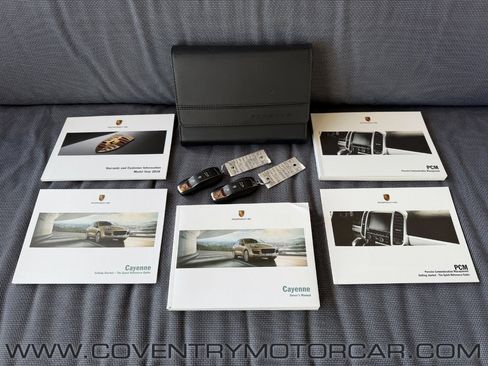 Used 2016 Porsche Cayenne GTS image 19