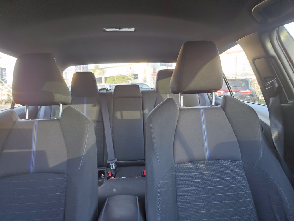 Used 2021 Toyota Corolla SE w/ Carpet Mat Package (TMS) FWD image 38