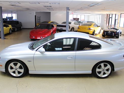 Used 2006 Pontiac GTO image 21