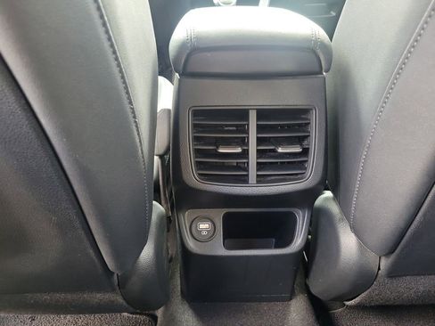 Used 2023 Kia Seltos S FWD image 11
