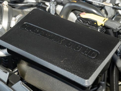 Used 2021 Chevrolet Silverado 2500 LTZ image 19